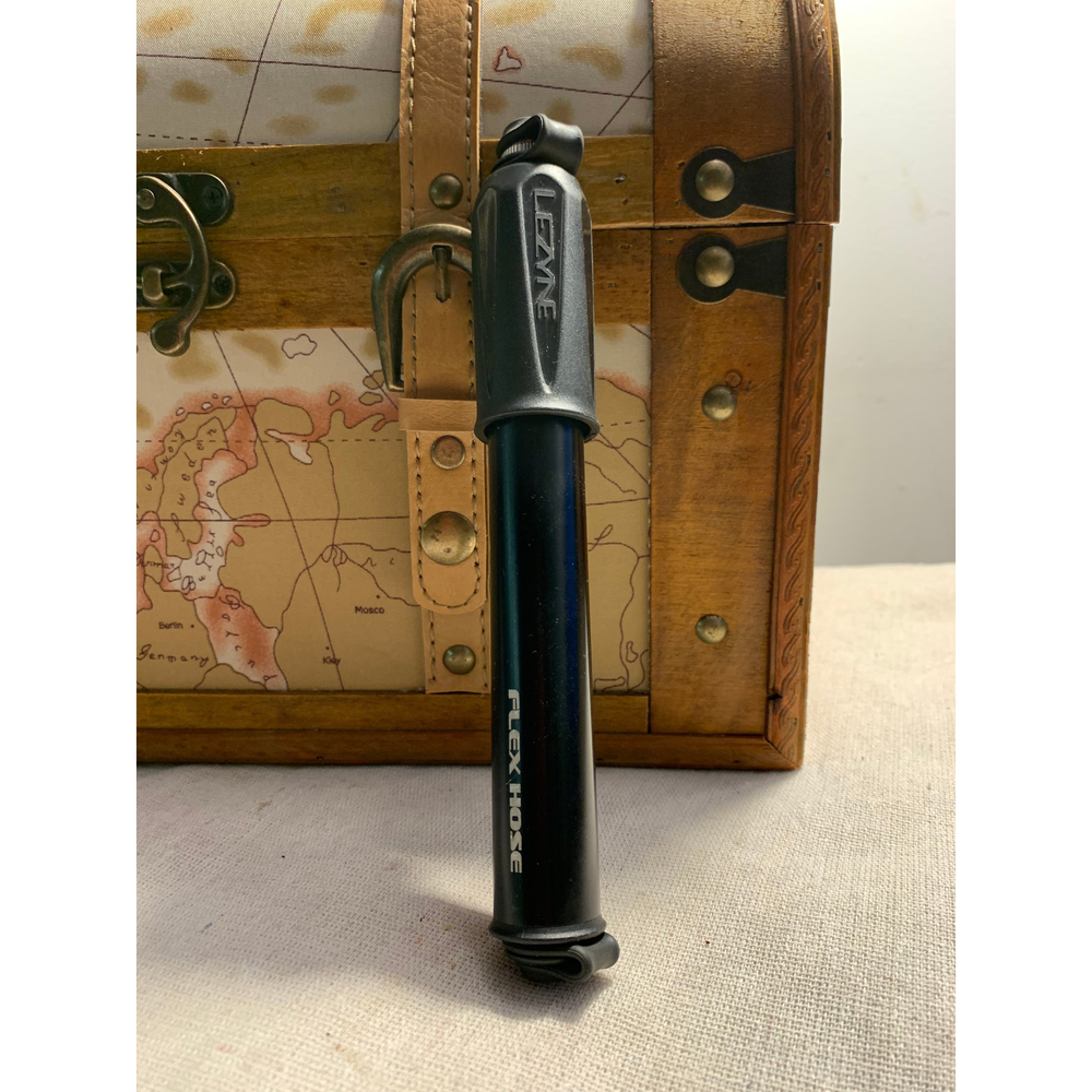 lezyne pump